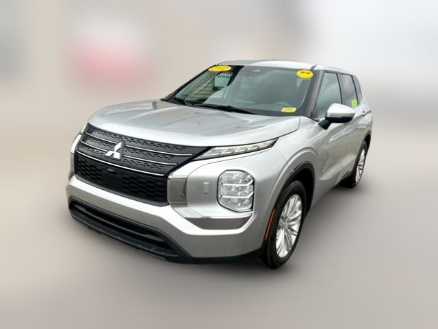 2022 Mitsubishi Outlander ES