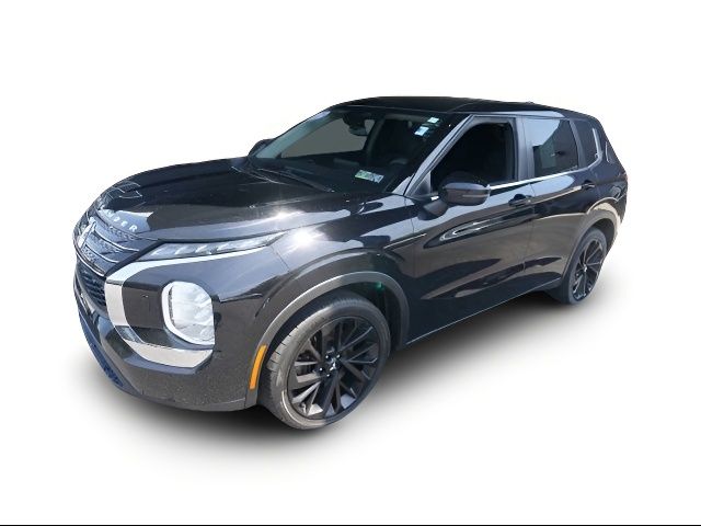 2022 Mitsubishi Outlander ES