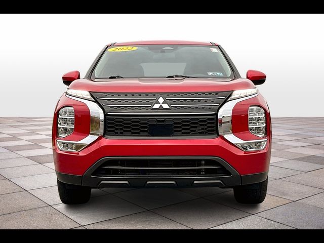 2022 Mitsubishi Outlander ES