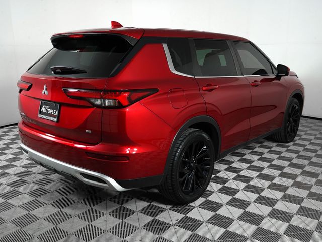 2022 Mitsubishi Outlander SE