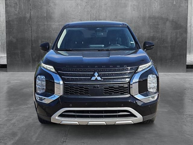2022 Mitsubishi Outlander SE
