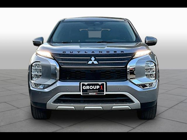 2022 Mitsubishi Outlander SE
