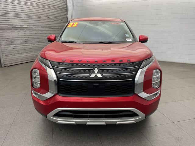 2022 Mitsubishi Outlander SE