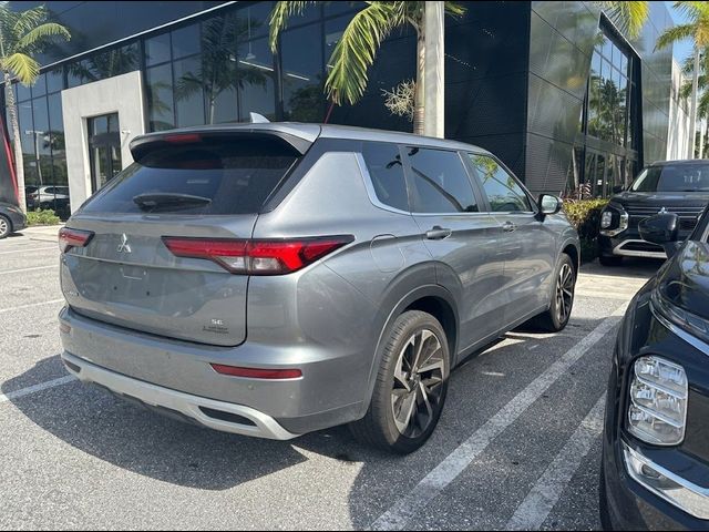2022 Mitsubishi Outlander SE