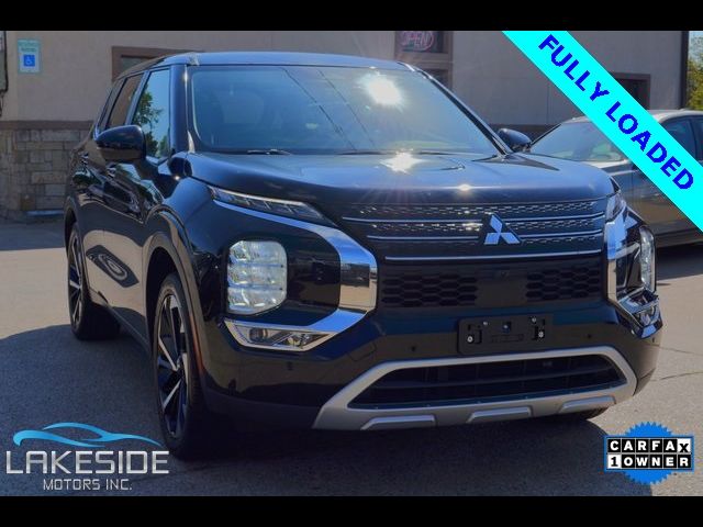2022 Mitsubishi Outlander SE