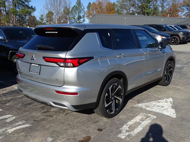 2022 Mitsubishi Outlander SE