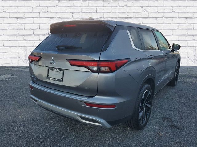 2022 Mitsubishi Outlander SE