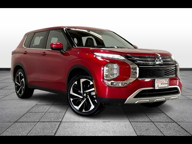 2022 Mitsubishi Outlander SE