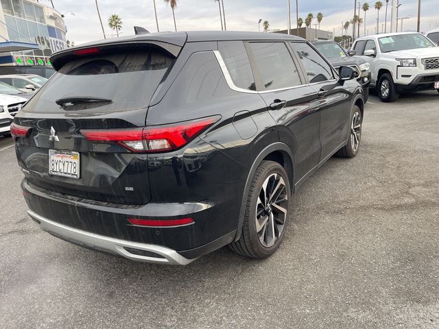 2022 Mitsubishi Outlander SE