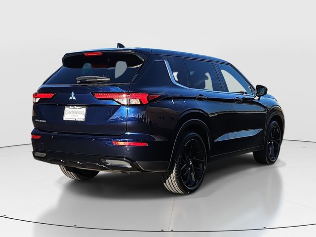 2022 Mitsubishi Outlander Black Edition