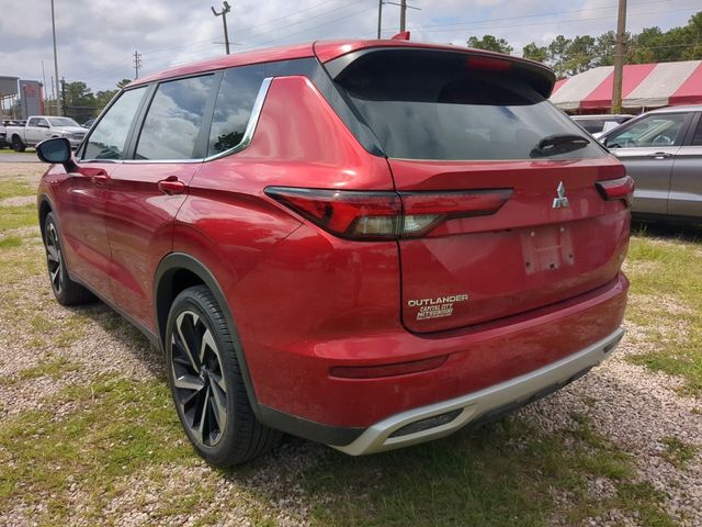 2022 Mitsubishi Outlander SE