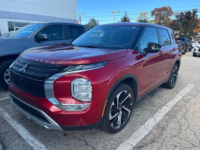 2022 Mitsubishi Outlander SE