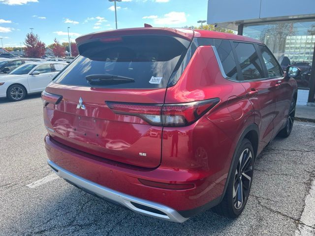 2022 Mitsubishi Outlander SE