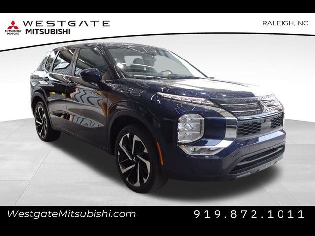 2022 Mitsubishi Outlander SE