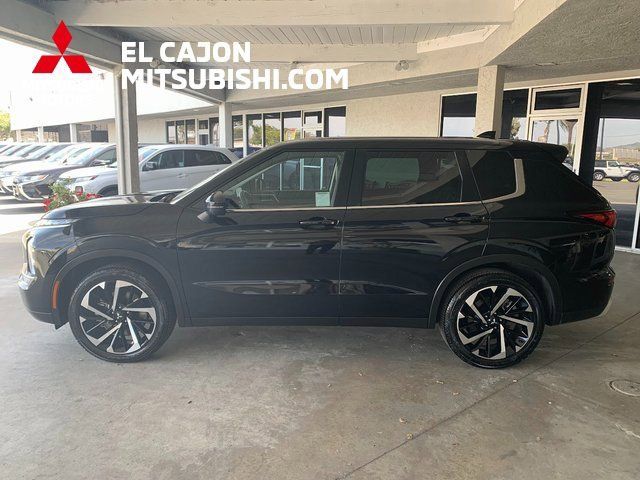 2022 Mitsubishi Outlander SE