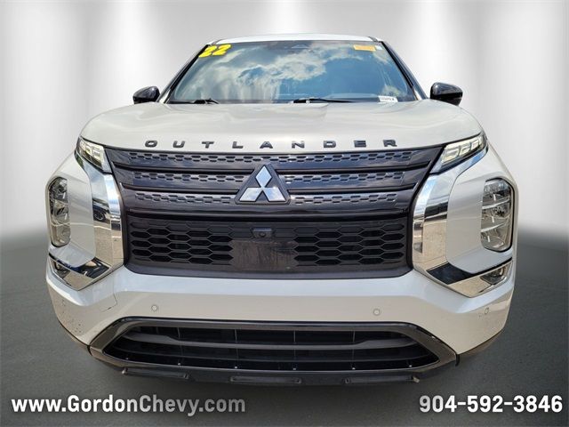 2022 Mitsubishi Outlander SE