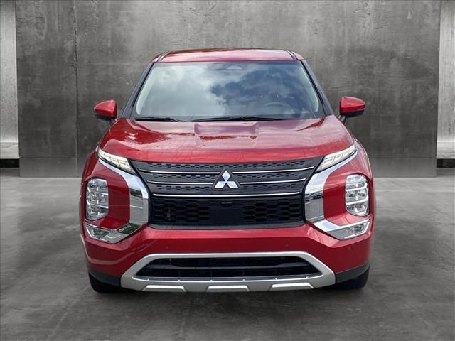 2022 Mitsubishi Outlander SE