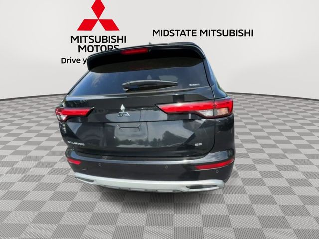 2022 Mitsubishi Outlander 