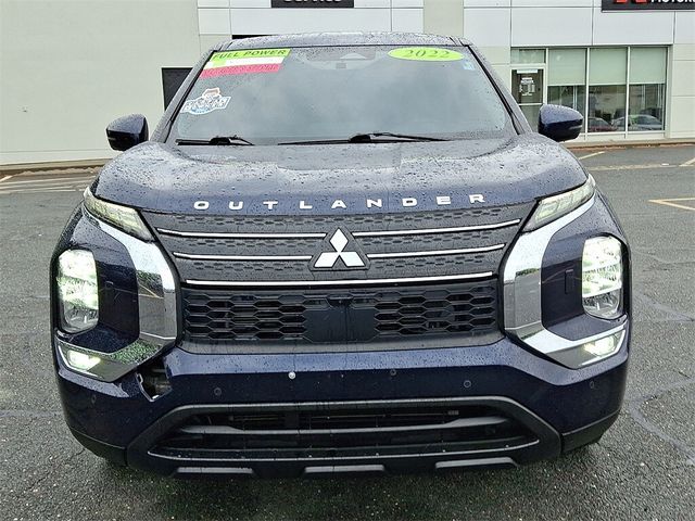 2022 Mitsubishi Outlander SE