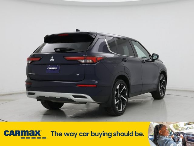 2022 Mitsubishi Outlander SE