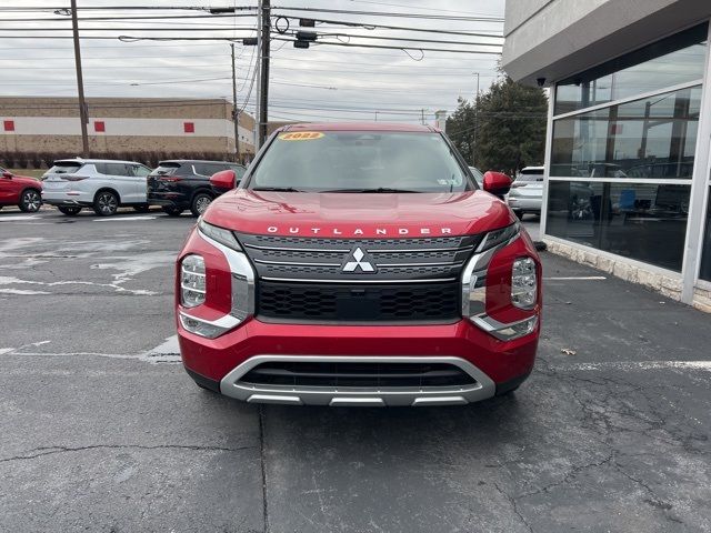 2022 Mitsubishi Outlander SE