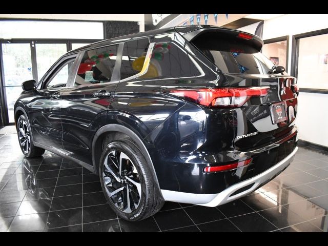 2022 Mitsubishi Outlander SE Launch Edition