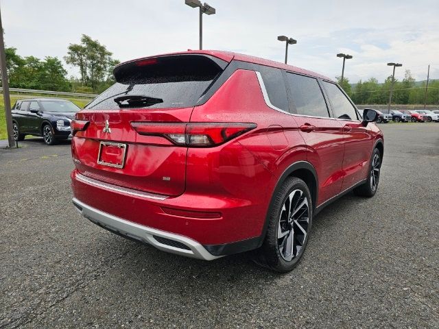 2022 Mitsubishi Outlander SE