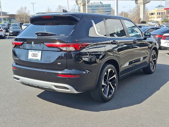 2022 Mitsubishi Outlander SE