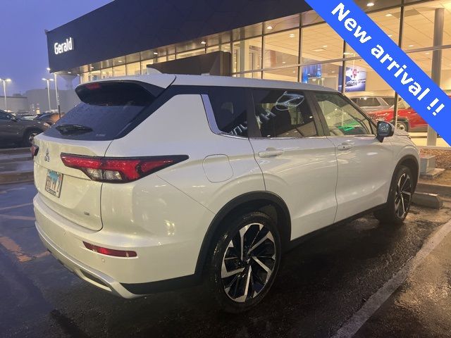 2022 Mitsubishi Outlander 