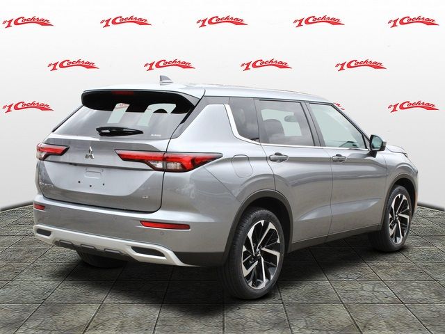 2022 Mitsubishi Outlander SE