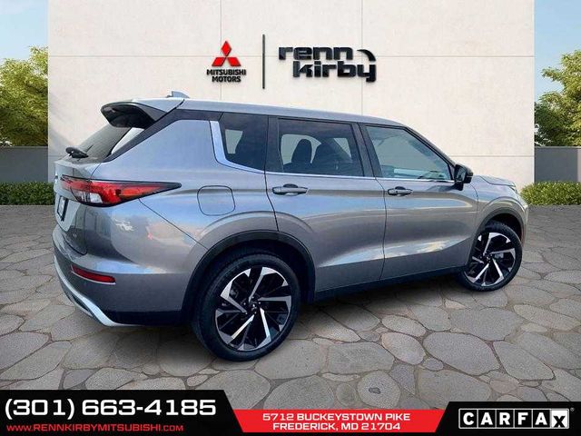 2022 Mitsubishi Outlander SE