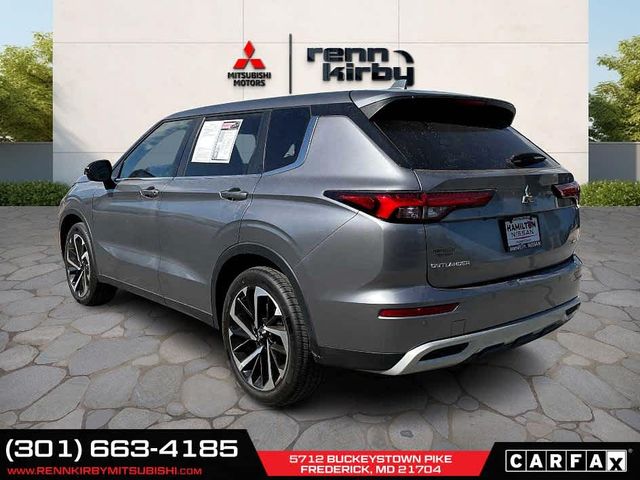 2022 Mitsubishi Outlander SE