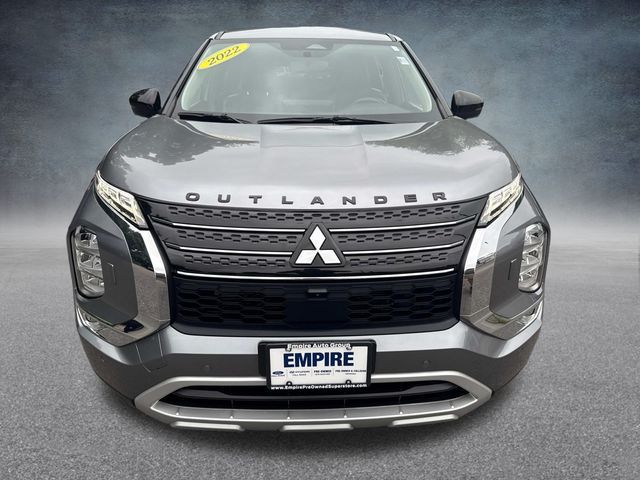 2022 Mitsubishi Outlander SE