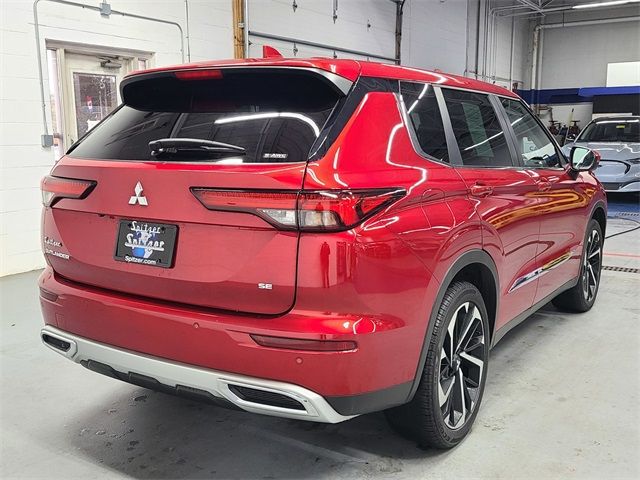 2022 Mitsubishi Outlander SE