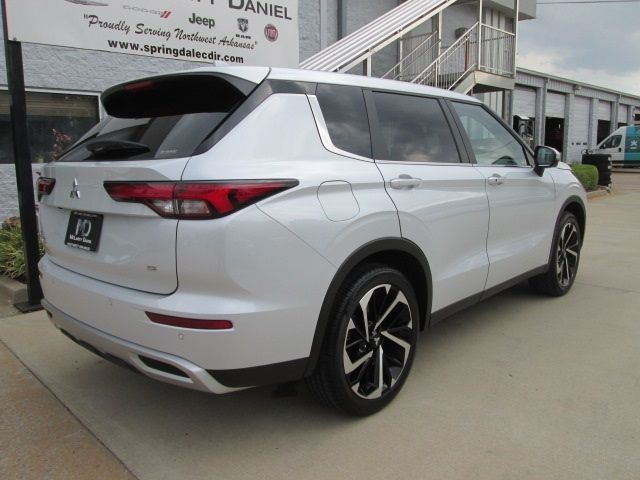 2022 Mitsubishi Outlander SE Launch Edition