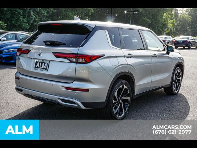 2022 Mitsubishi Outlander SE