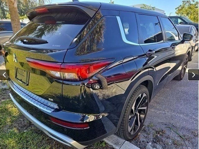 2022 Mitsubishi Outlander SE Launch Edition