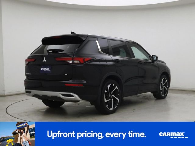 2022 Mitsubishi Outlander SE