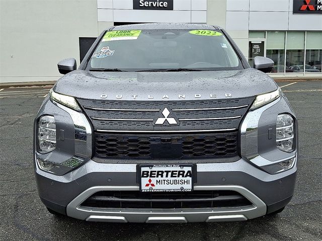 2022 Mitsubishi Outlander SE