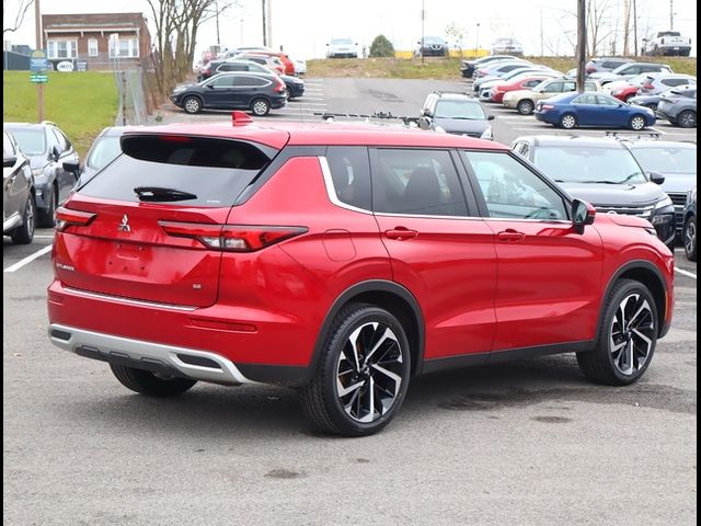 2022 Mitsubishi Outlander SE