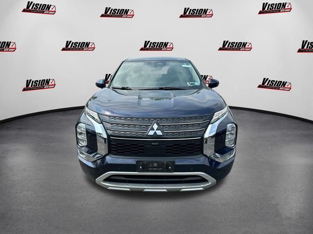 2022 Mitsubishi Outlander 