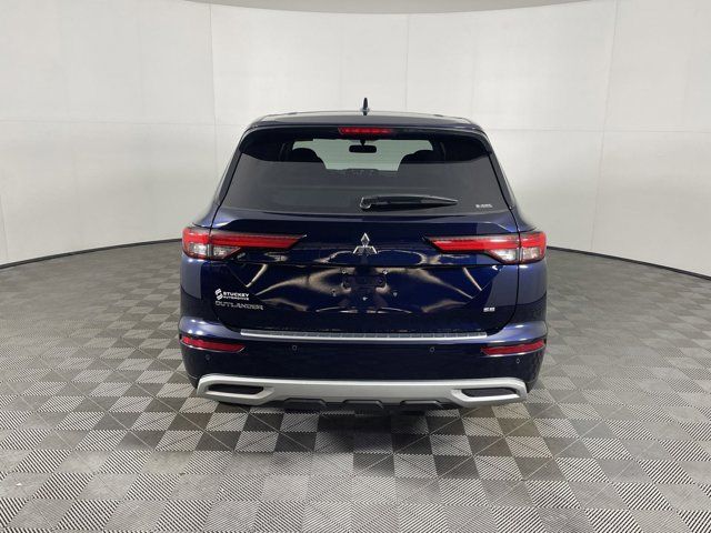 2022 Mitsubishi Outlander SE