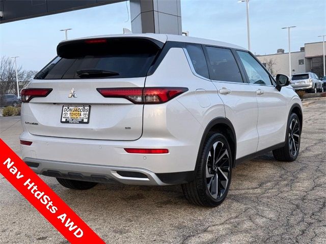 2022 Mitsubishi Outlander SE