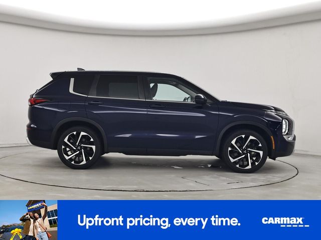2022 Mitsubishi Outlander SE