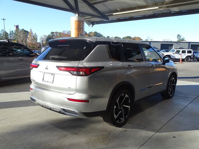 2022 Mitsubishi Outlander SE