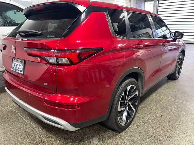 2022 Mitsubishi Outlander SE