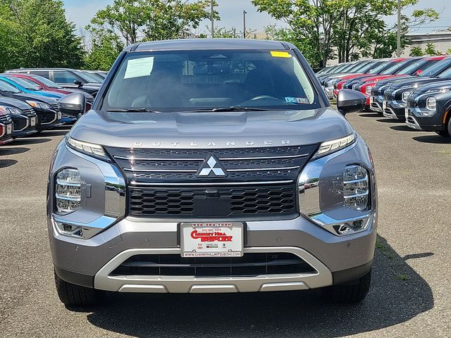 2022 Mitsubishi Outlander SE