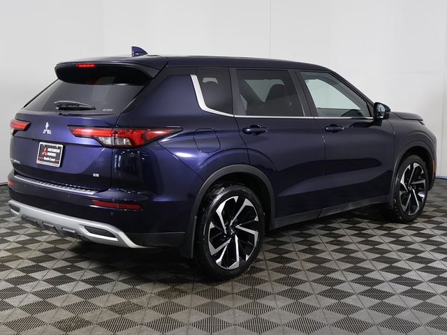 2022 Mitsubishi Outlander SE