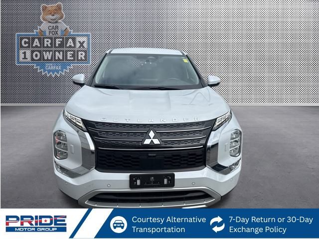2022 Mitsubishi Outlander SE