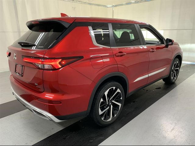 2022 Mitsubishi Outlander SE